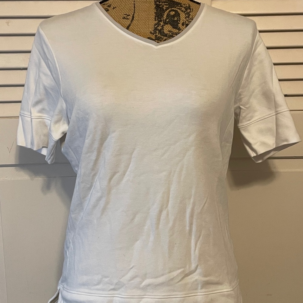 Calvin Klein , women’s stretchy.  White , T shirt,  Large, V neck